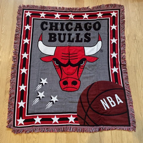 Vintage NBA Chicago Bulls 50x56in Throw Blanket Wall Hanging Northwest Co. USA Cover