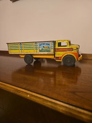 Camión Marx Lumar Lazy Day Farms Foto 1 de 4