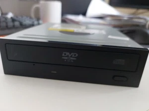 HP DH-16DYS Black SATA DVD-ROM Disk Drive - Afbeelding 1 van 2