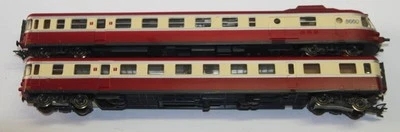 Roco H0 43033 zweiteiliger Diesel-Triebwagenzug "TEE" SNCF 8660 in LokBoxen - Bild 1 von 4