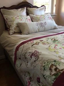6 PIECE COTTON/VELVET QUEEN DUVET BEDDING SET in great condition. - Picture 1 of 1