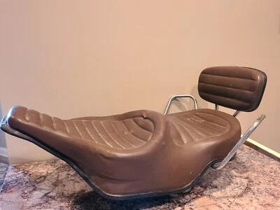 Asiento marrón FLH cabeza de pala original Harley Panhead  Foto 1 de 4