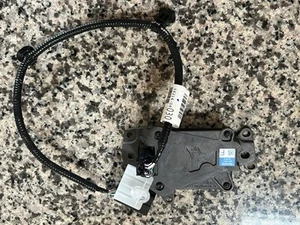 2018-2023 TOYOTA TACOMA CRUISE CONTROL DISTANCE SENSOR MODULE OEM 88210-04010 - Picture 1 of 2