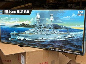 KIT MODELO TRUMPETER # 03701 ESCALA 1/200 WW 2 ACORAZADO EE. UU. ARIZONA 1941 - Imagen 1 de 2
