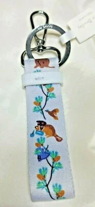 Vera Bradleys SCHLAUFE SCHLÜSSELANHÄNGER mit Karabinerverschluss in MERRY MISCHIEF COOL Muster, Neu mit Etikett - Bild 1 von 4