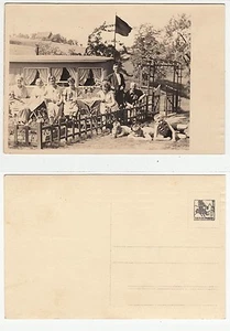Familie mit Kinder vor Wohnwagen Camping - beim Picknick - Foto RPPC  circa 1950 - Bild 1 von 1