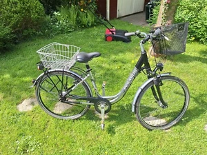 Damenrad 26 gebraucht /44 Rahmen h./ Tiefeinsteiger/Pegasus/8 G Drehgriff/silber - Bild 1 von 5