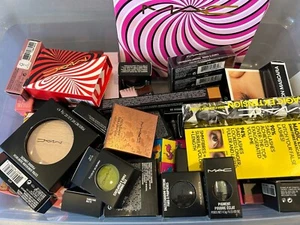 M.A.C Makeup eye shadow, lipstick, eyeliner, highlighter, etc. Pick your shade - Picture 1 of 97