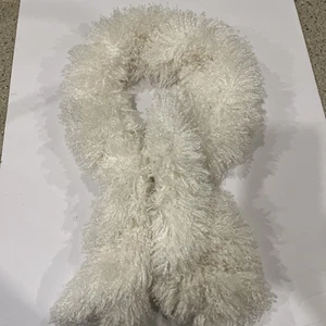 "Bufanda borrosa blanca sin marca, a presión de aproximadamente 42"" de largo" - Imagen 1 de 3