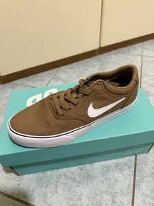 Nike SB 40.5 - Foto 1 di 4