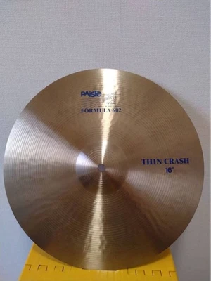 Platillo Paiste Formula 602 16 pulgadas Thin Crash de colección Foto 1 de 4