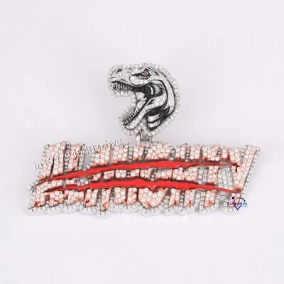 Exclusivo colgante T-Rex de plata de ley con diamantes de moissanita Foto 1 de 4