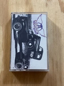 Aerosmith - Pump Cassette Tape Sept 1989 Geffen Records Vintage Rock N Roll - Picture 1 of 7