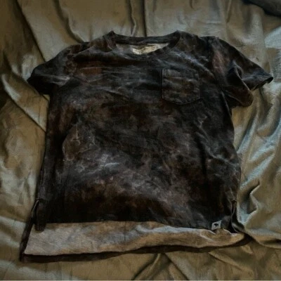 Abercrombie Kids T 恤黑色和紫色扎染尺寸 7/8 — 第 1/4 张图片