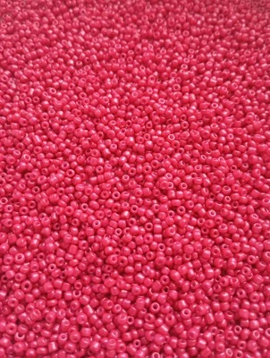 Job Lot of 200g Small Seed Beads Size 11/0 (approx 2mm) Opaque Cranberry Red - Image 1 of 3
