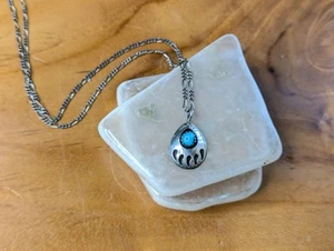 Vintage Bear Paw Native American Turquoise Sterling Silver 925 Necklace - Picture 1 of 5