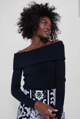 Top Adrianna tejido fuera del hombro negro mediano HYACINTH HOUSE NUEVO minimalista Foto 1 de 4