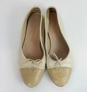 Chanel Ivory Beige Leather CC Cap Toe Ballet Flats Shoes Size 35 - Picture 1 of 7