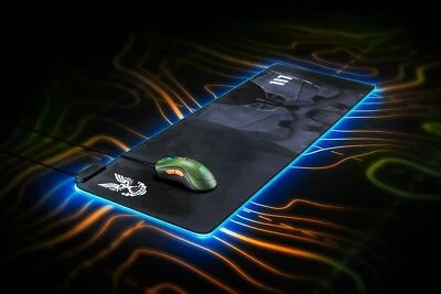 Razer Goliathus Extended Chroma Halo Infinite Gaming Mousepad Soft RGB - Immagine 1 di 4