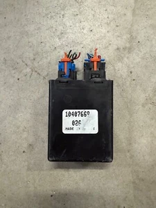 97-02 CHEVROLET CAMARO DAYTIME RUNNING LIGHT CONTROL MODULE 10407669 OEM - Picture 1 of 4