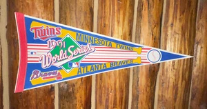 "Banderín de la Serie Mundial de los Mellizos de Minnesota 1991 - 30""" - Imagen 1 de 3