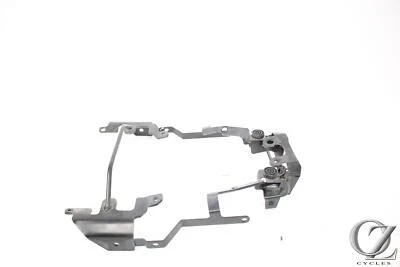 06-15 Yamaha FZ1 Fazer Tail Fairing Mount Bracket Support  - Image 1 of 4