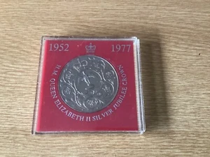 1977 Crown coin-Queen Elizabeth Silver Jubilee. with case, City of Carlisle - Picture 1 of 3