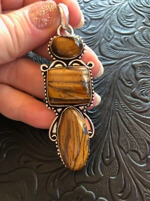 Tótem ojo de tigre de bronce dorado colgante artesanal de 3" antiguo suroeste Foto 1 de 4