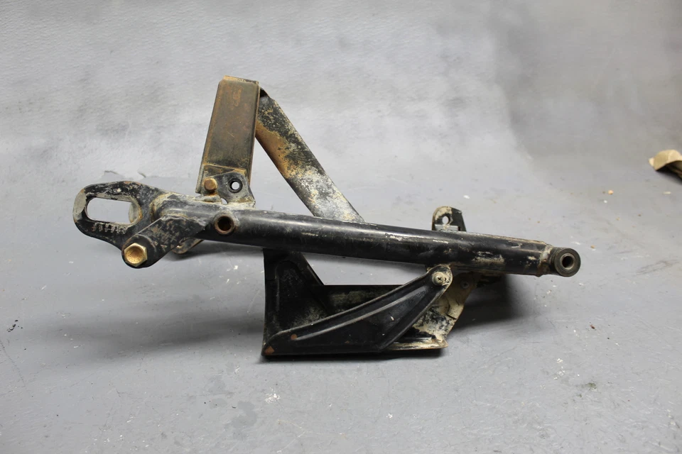 YAMAHA 1974 1975 DT100 1975 DT100B BASCULANTE 437-22110-00-33 Foto 1 de 4