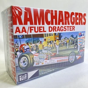 MPC Ramchargers Escala 1/25 AA/Combustible Motor Delantero Dragster Plástico Modelo Kit NUEVO B - Imagen 1 de 13