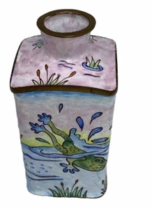 Vintage Empress Arts Mini Vase Emaille Blumenfrösche auf Lilly Pad Froschteich - Bild 1 von 9