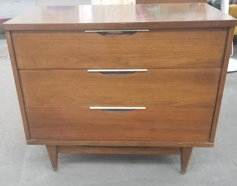Vintage Mid Century Kent Coffey "The Tableau" Gentlemen's Chest Cover