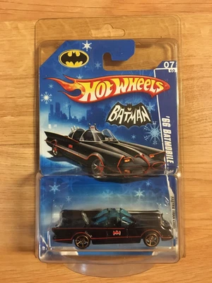 Hot Wheels Snowflake Card 7/10 Faster Than Ever '66 TV Batmobile Protect Pack - Image 1 of 4