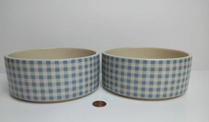 Steinzeug Hundenapf (2) schwer & stabil blau & beige Gingham 5,75" Durchmesser x 2,5" T. - Bild 1 von 7