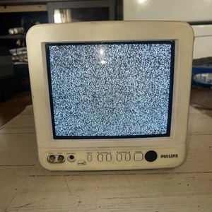Phillips PR0930X301 - White CRT Television And Mount for Retro Gaming No Remote - Picture 1 of 7