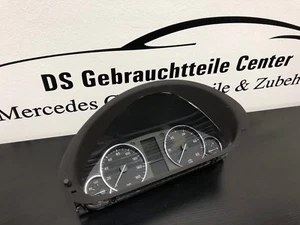 Orig. Mercedes C-Klasse W203 320 CDI Tacho Kombiinstrument MPH Miles A2035405047 - Bild 1 von 1