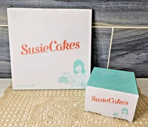 Neu im Karton Susie Kuchen Ständer Top & Sockel hellblau Melamin für 6 Zoll Kuchen - Bild 1 von 6