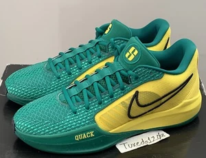 DS Nike Sabrina 1 Debut Gr.11 Oregon Ducks Kobe Cut Ionescu FQ3381 300 - Bild 1 von 5