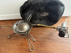 MSR Whisperlite Stufa USATA Zaino MULTI-CARBURANTE con POMPA E BORSA Campeggio COMPLETO - Foto 1 di 11