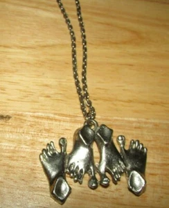VINTAGE FUN HIPPIE BOHO NECKLACE SILVERTONE FEET - Picture 1 of 4