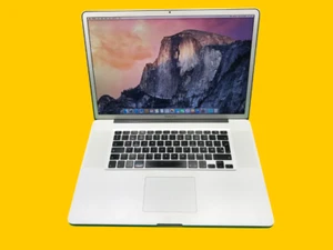 Apple MacBook Pro A1297 17'' 2009 (Intel Core 2 Duo, 180GB SSD, 8GB RAM) - Zdjęcie 1 z 8