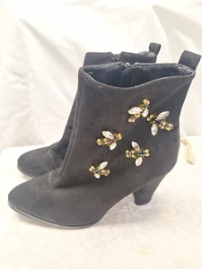Glamarous Black Boots Size 7 Suede Jewel Bees Block Heel Safety Comfortable - Picture 1 of 15