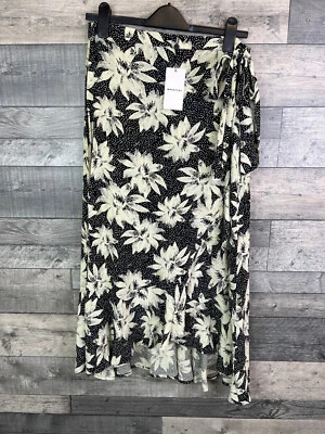 Whistles Wrap Midi Skirt UK 14 Black Starburst Floral Flutter Print High    - Image 1 of 4