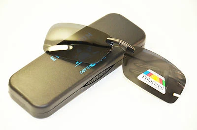 Clip da Sole Occhiali da Sole per Occhiali in Plastica Polarizzati Grigio Nuovo - Immagine 1 di 2