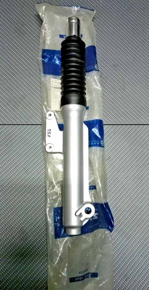 SYM VS 125 STELO FORCELLA LATO DX COMPLETO NUOVO ORIGINALE 514 00-VS1-000 - Immagine 1 di 4