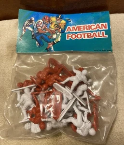 Vintage 1960’s NOS Plastic 2” Football Player Action Figures - Hong Kong - Picture 1 of 9