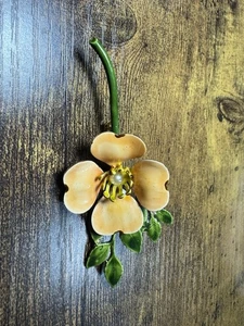 Vintage 1950's Original By Robert/ brooch Dogwood Flower - Picture 1 of 6