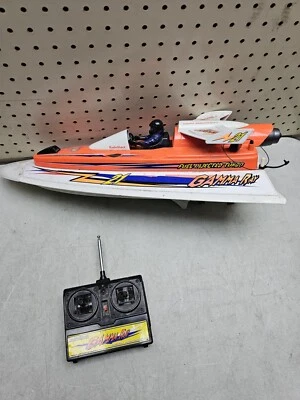Vintage Radio Shack Gamma Ray 22 Inch RC Boat With Remote Control Tested & Works - Image 1 of 4