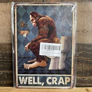 Bigfoot Mist 8x6 Blechschild Bad lustig NEU Geschenk Retro Mythos Legende Lore Poop - Bild 1 von 5