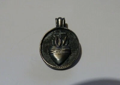 Sacro Cuor di Gesù in argento brunito  925 millesimi - Immagine 1 di 4